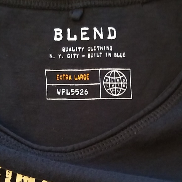 Brooklyn Black T-SHIRT - Picture 2 of 6